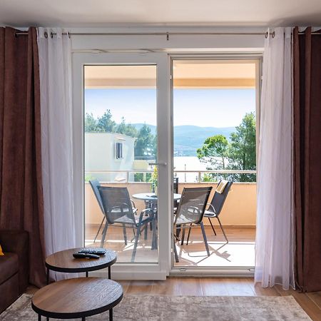 Apartmani Lelu Pridraga Exterior foto